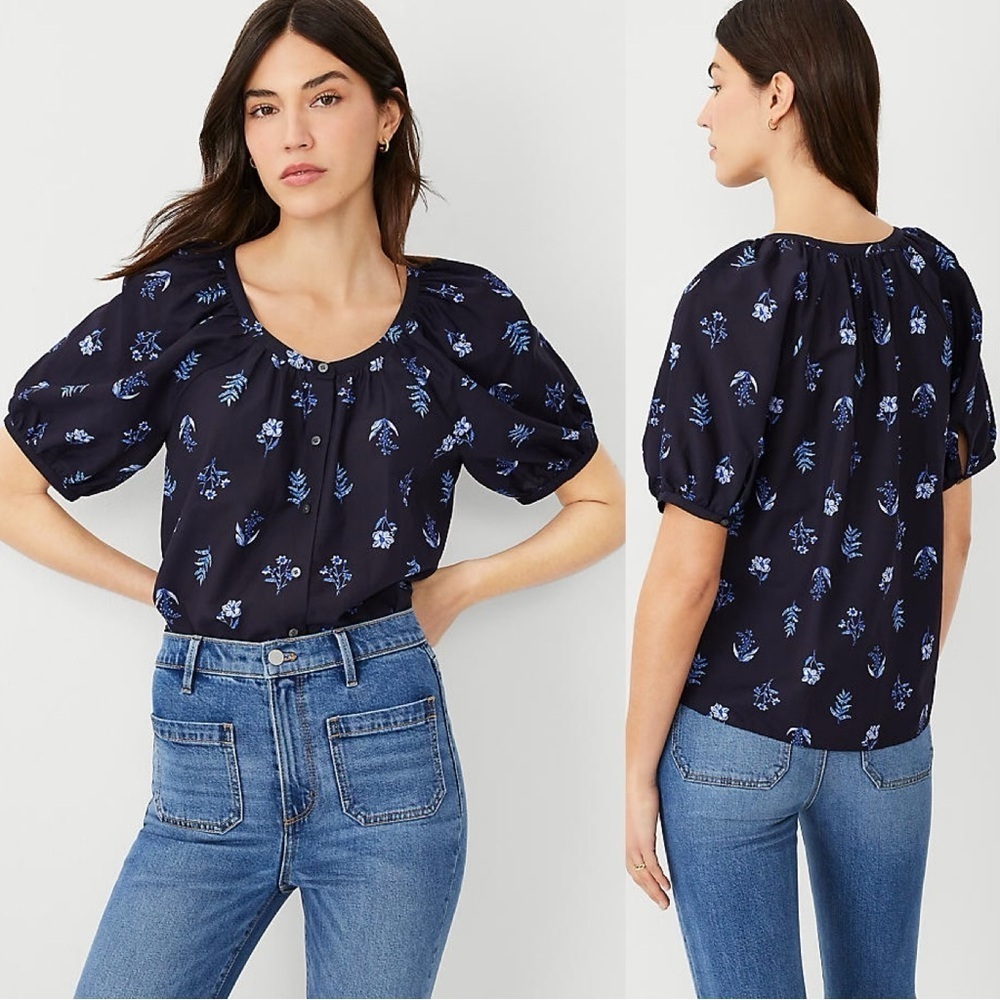NWT Ann Taylor Floral Cotton Blend Blouson Shortsleeve Top Cottagecore Navy S